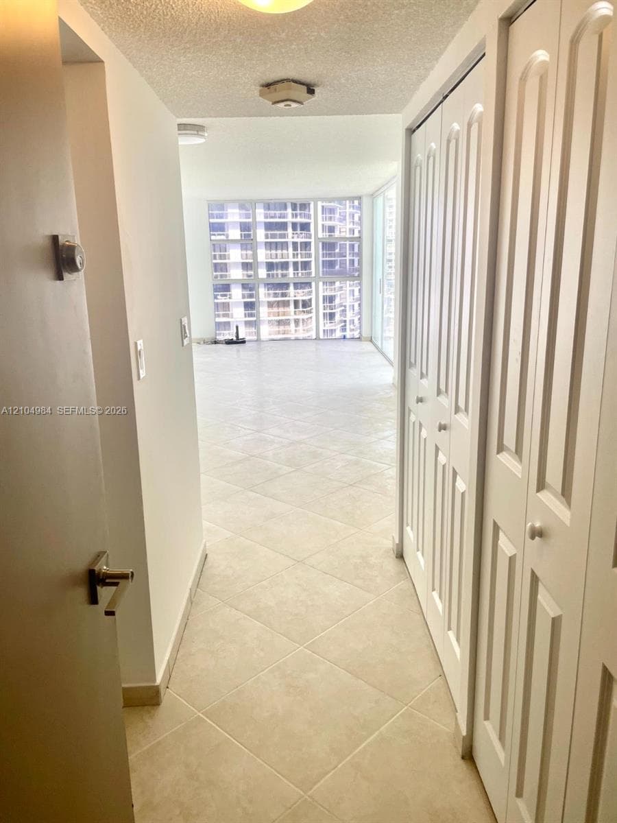 FLAMENCO CONDO TOWER I · #2023 in Aventura - Photo 10