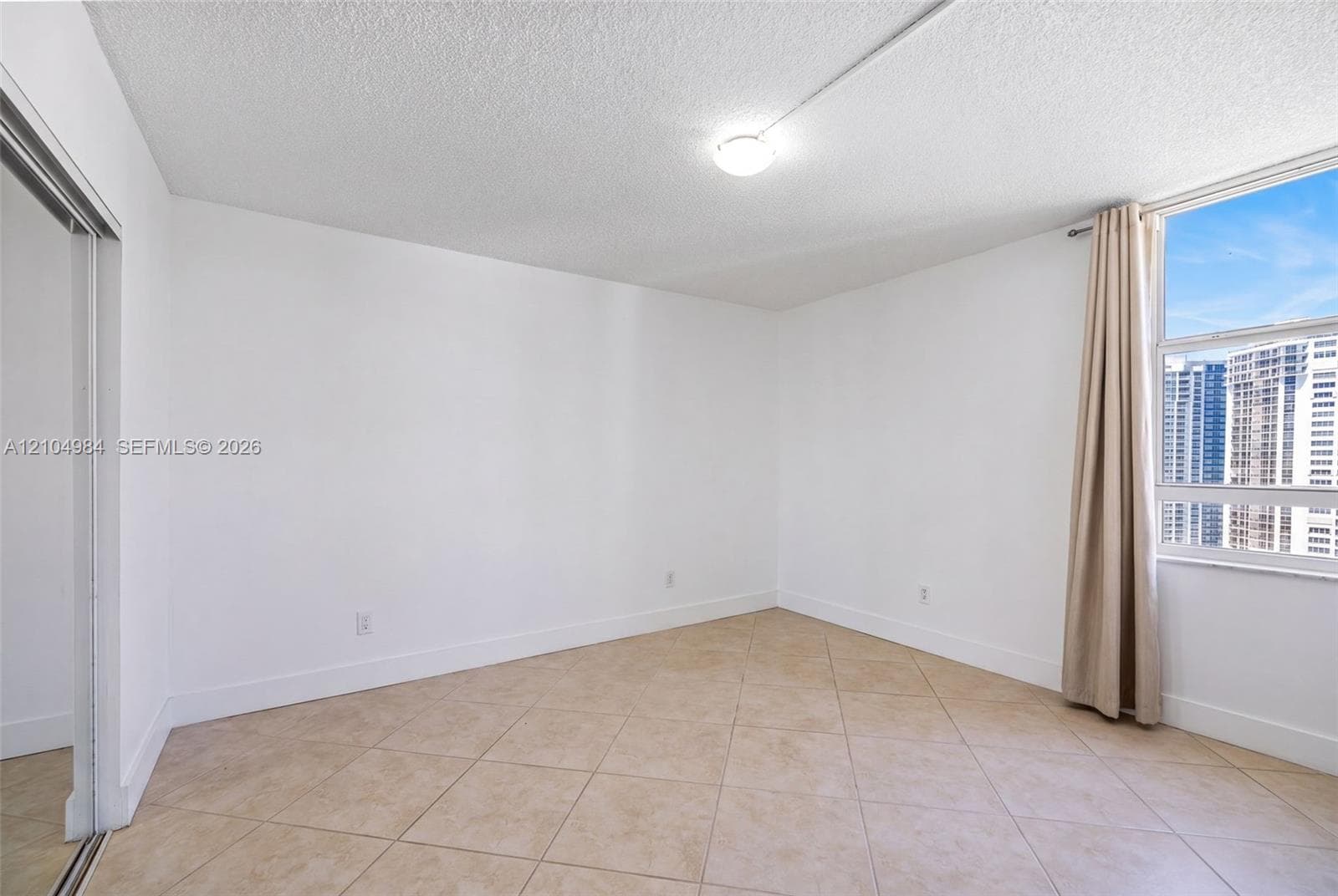FLAMENCO CONDO TOWER I · #2023 in Aventura - Photo 21