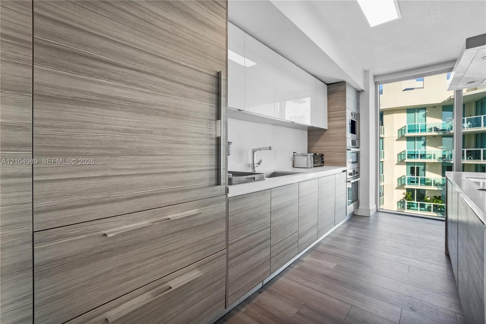 Parque Towers · #4-1802 in Sunny Isles Beach - Photo 3
