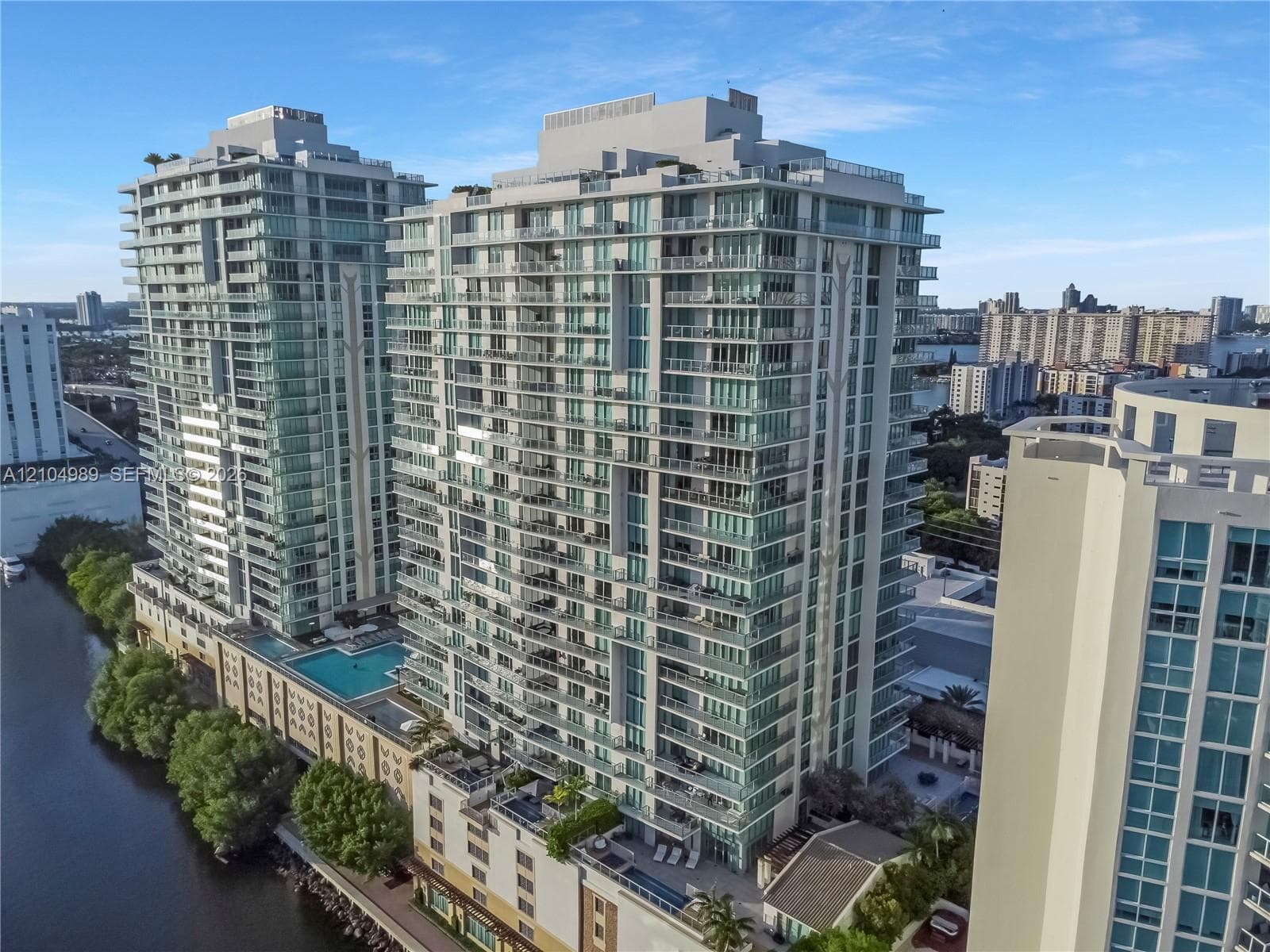 Parque Towers · #4-1802 in Sunny Isles Beach - Photo 48