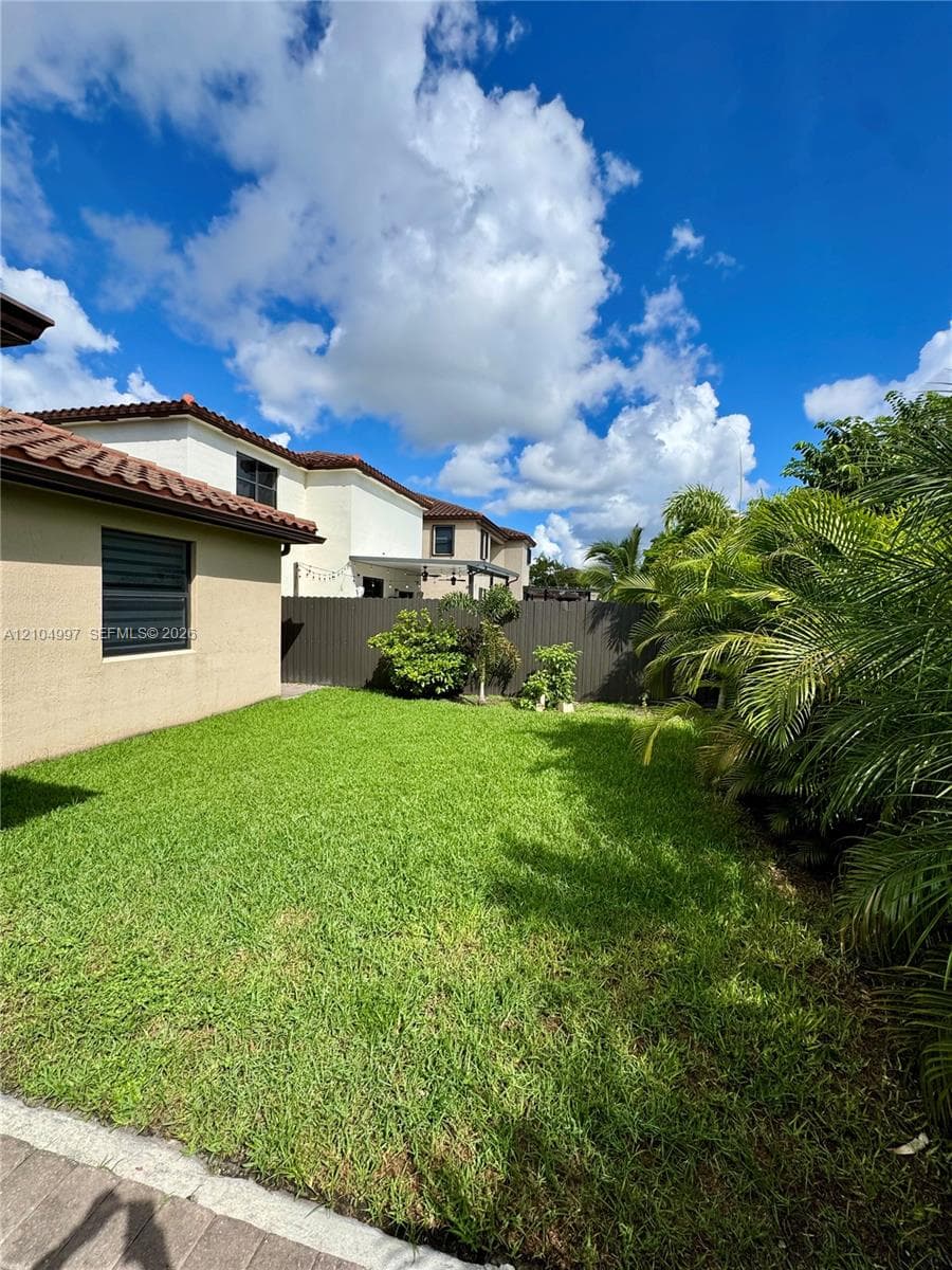 23689 SW 115th Ct photo 24