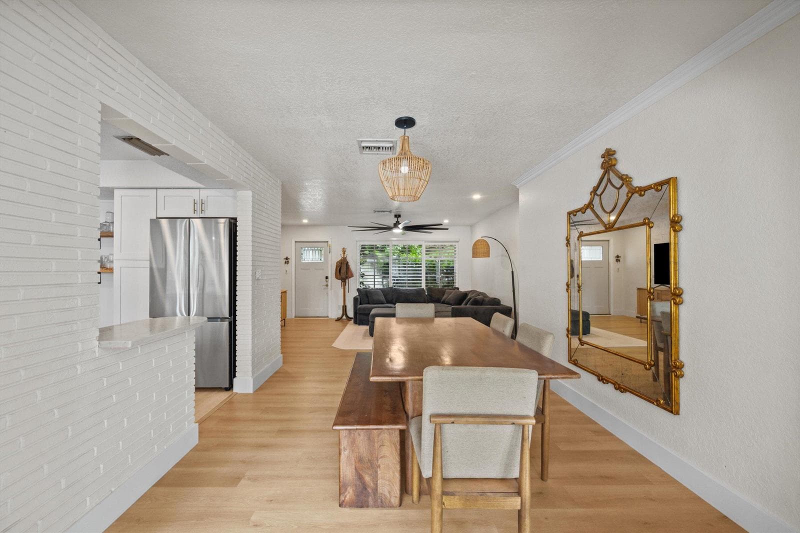 160 SE 9th Street, Pompano