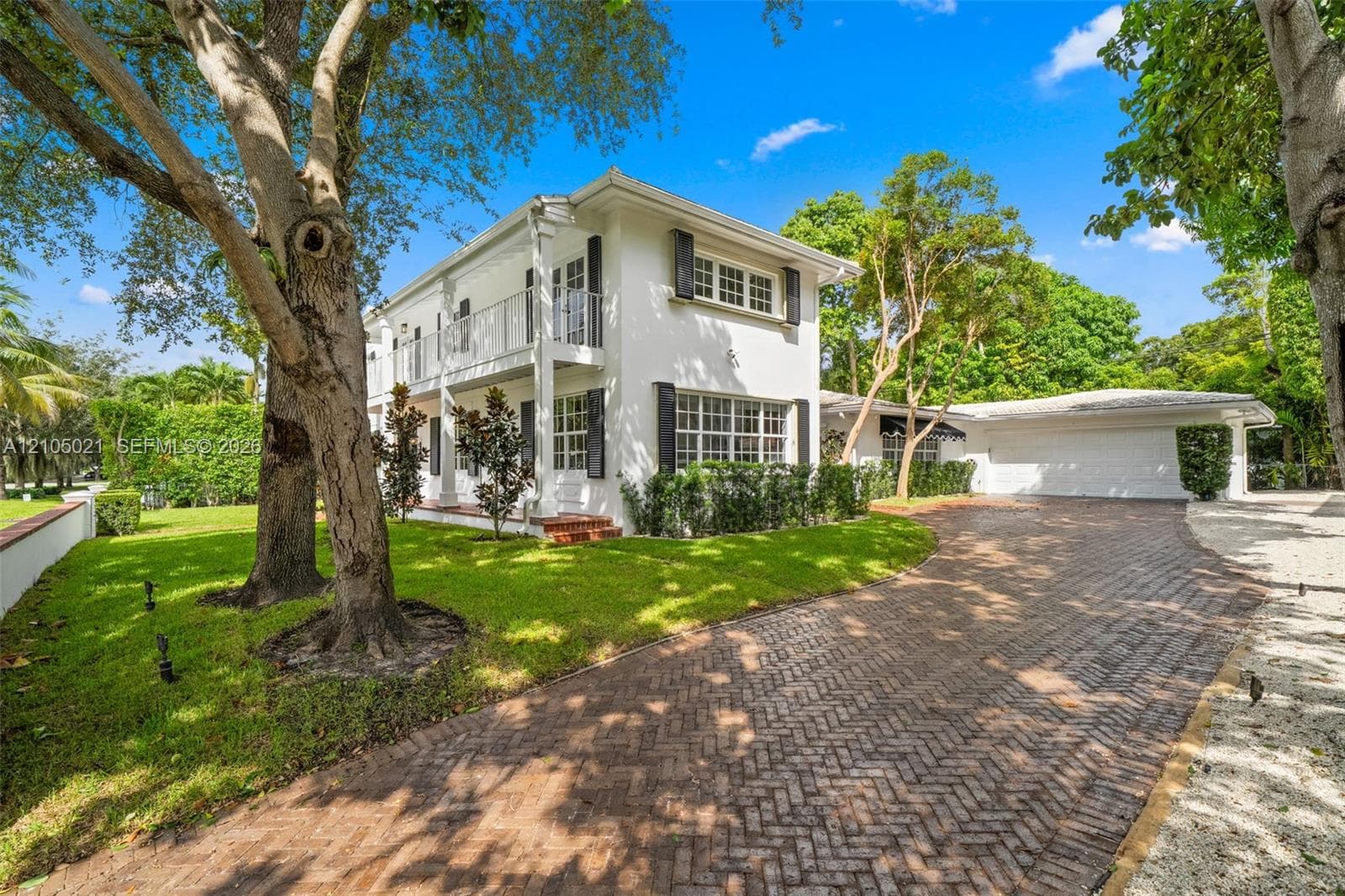 1457 Certosa Ave photo 22