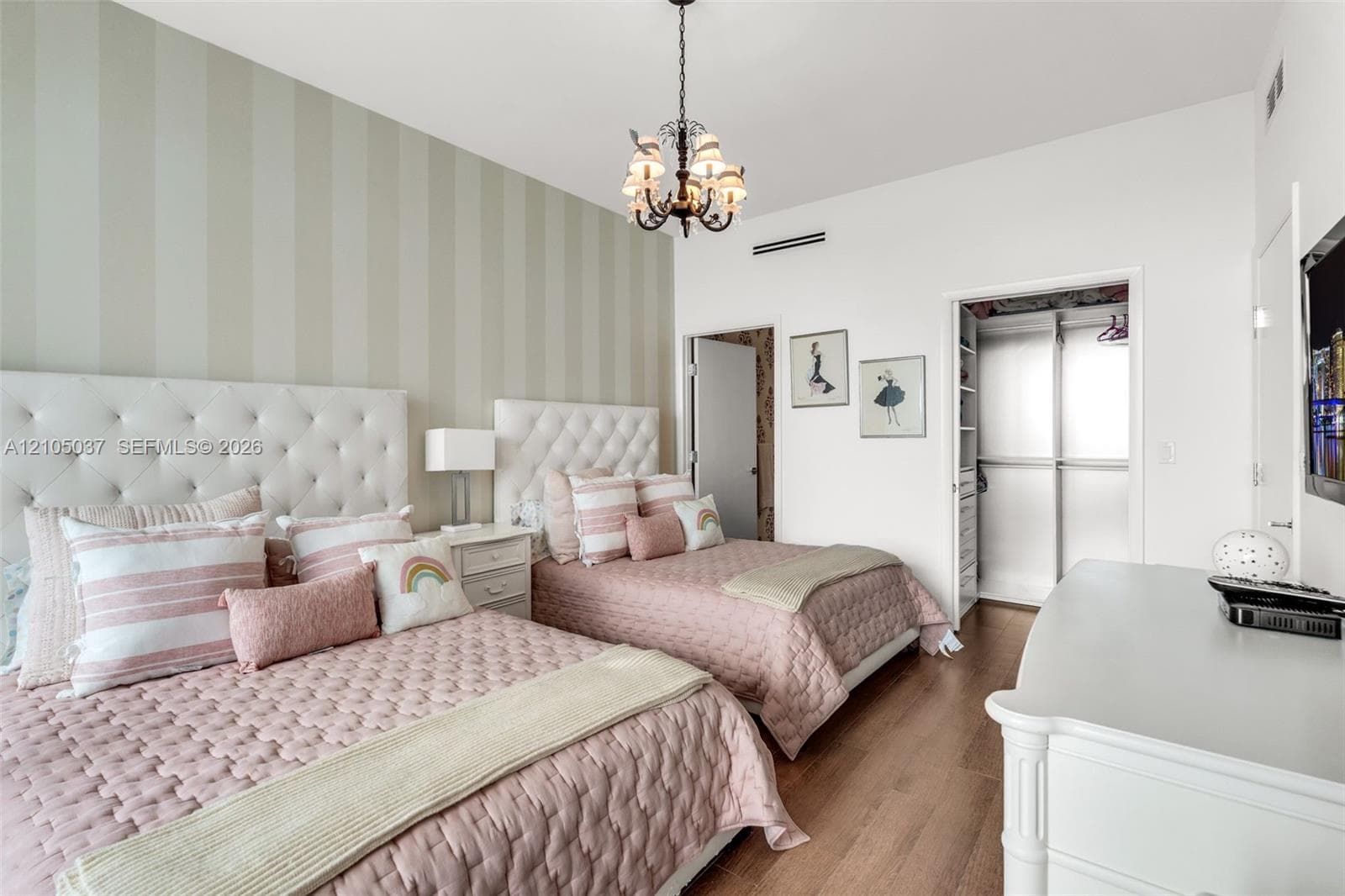 2nd Bedroom