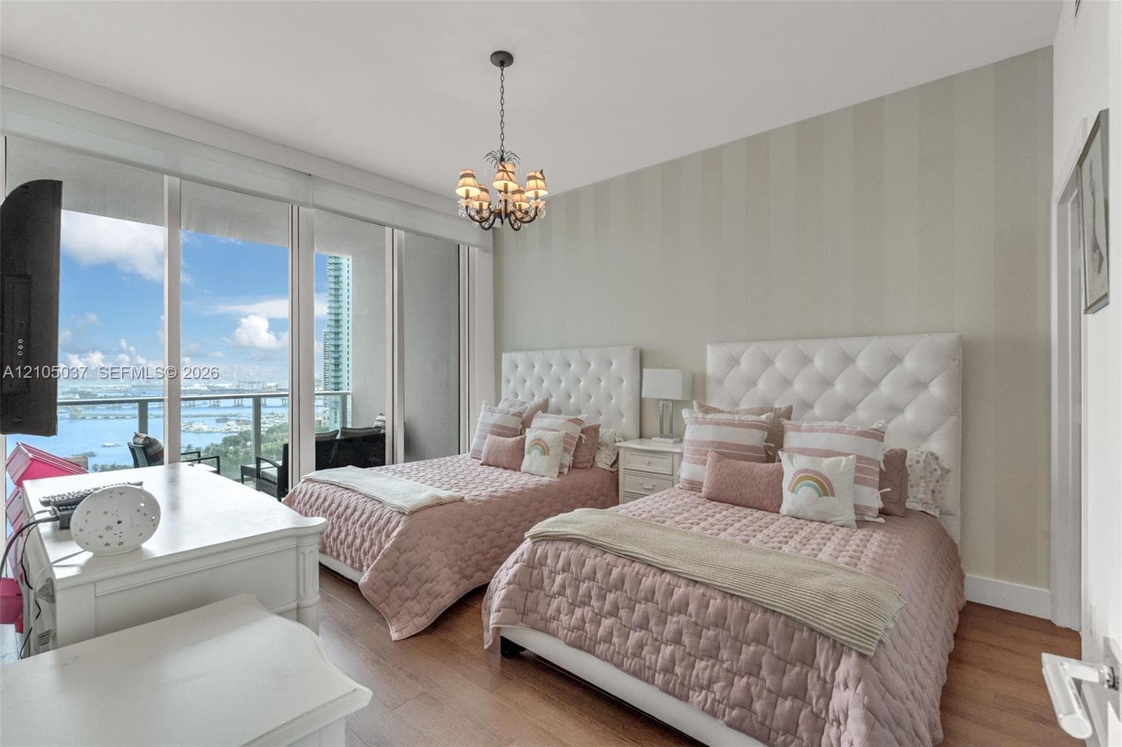 2nd Bedroom