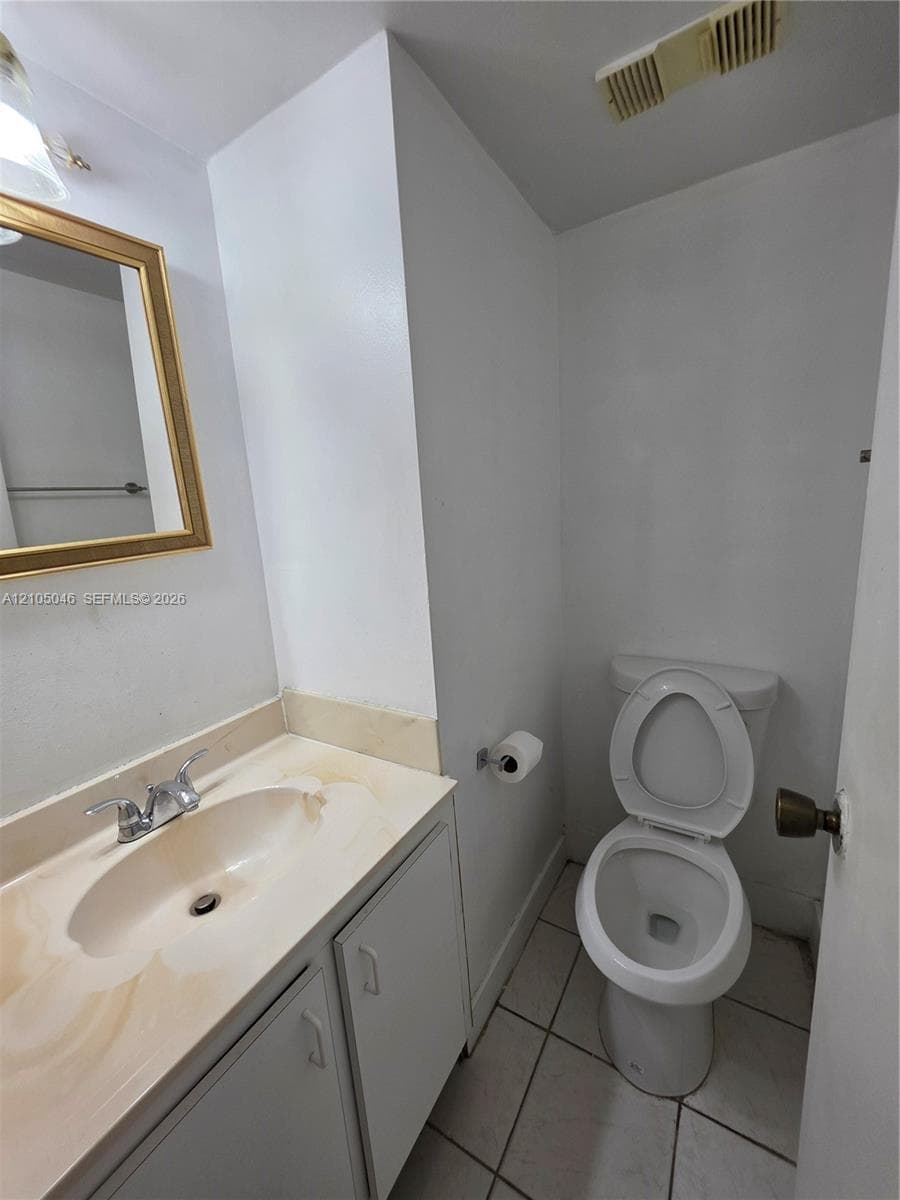 HERITAGE CIRCLE CONDO · #18-3C in Deerfield Beach - Photo 32