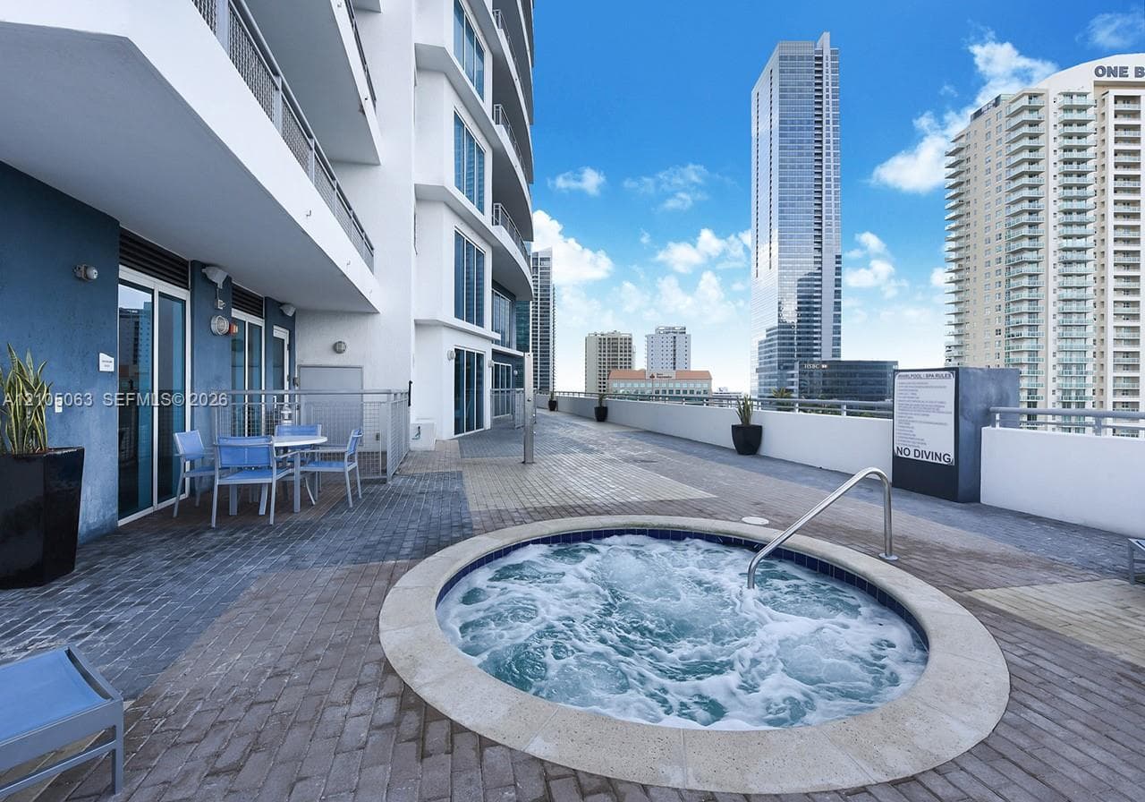 Infinity at Brickell · #4802 in Miami - Photo 23