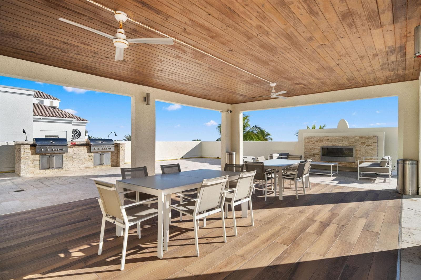Pool/BBQ Area