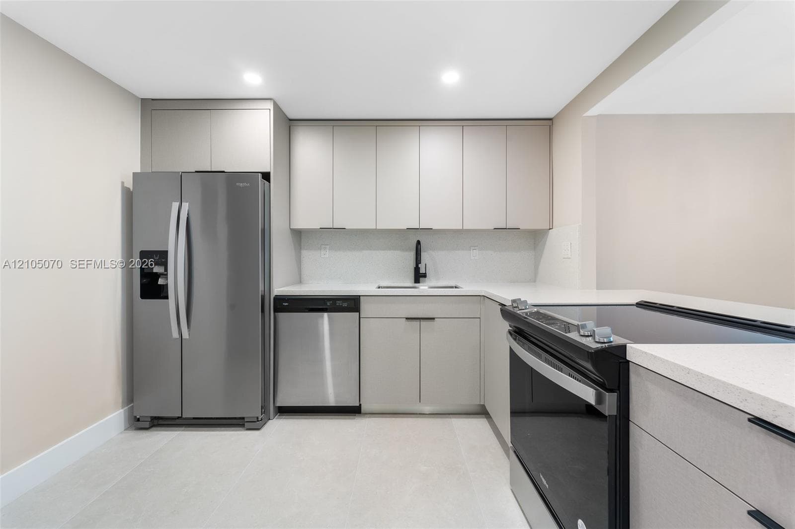 BAYSHORE PLACE CONDO · #1202E in Miami - Photo 3