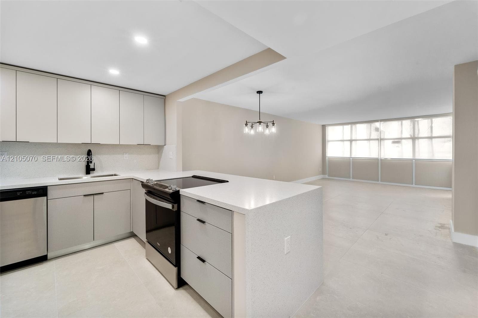 BAYSHORE PLACE CONDO · #1202E in Miami - Photo 4