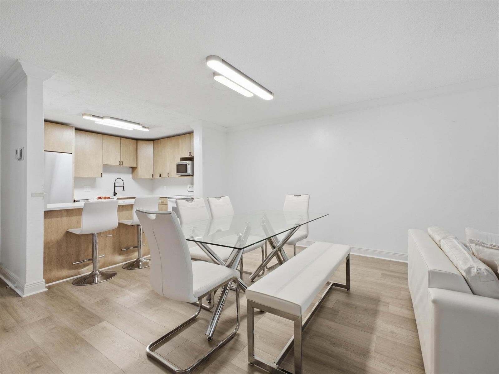 Dining_Kitchen
