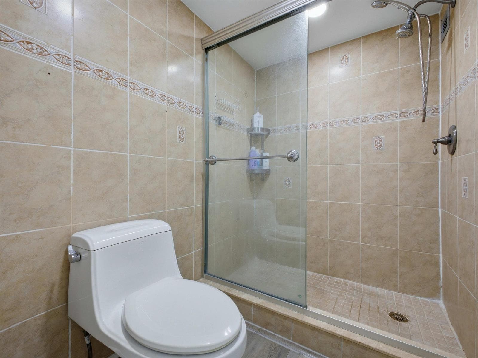 Bathroom_1_2
