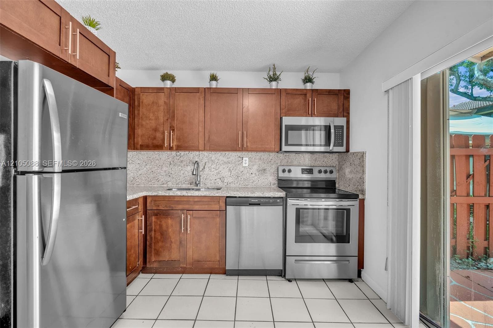 MIRA VILLAS CONDO · #305 in Miami - Photo 9