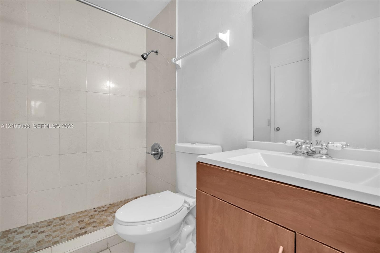 MIRA VILLAS CONDO · #305 in Miami - Photo 19