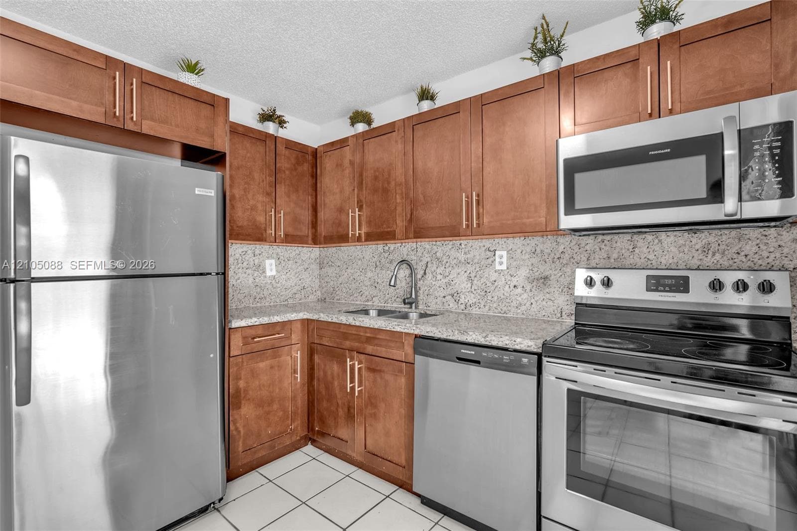 MIRA VILLAS CONDO · #305 in Miami - Photo 8