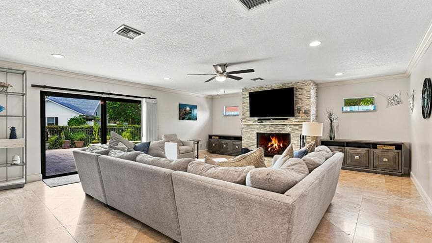 Livingroom to Pool, Kitchen & Dining