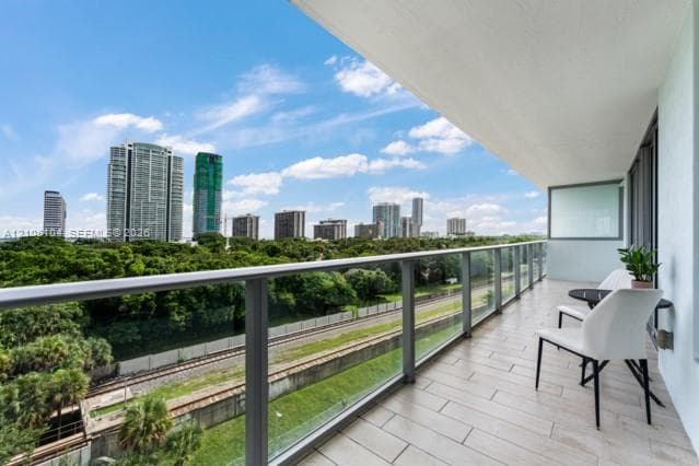 Le Parc at Brickell · #707 in Miami - Photo 17