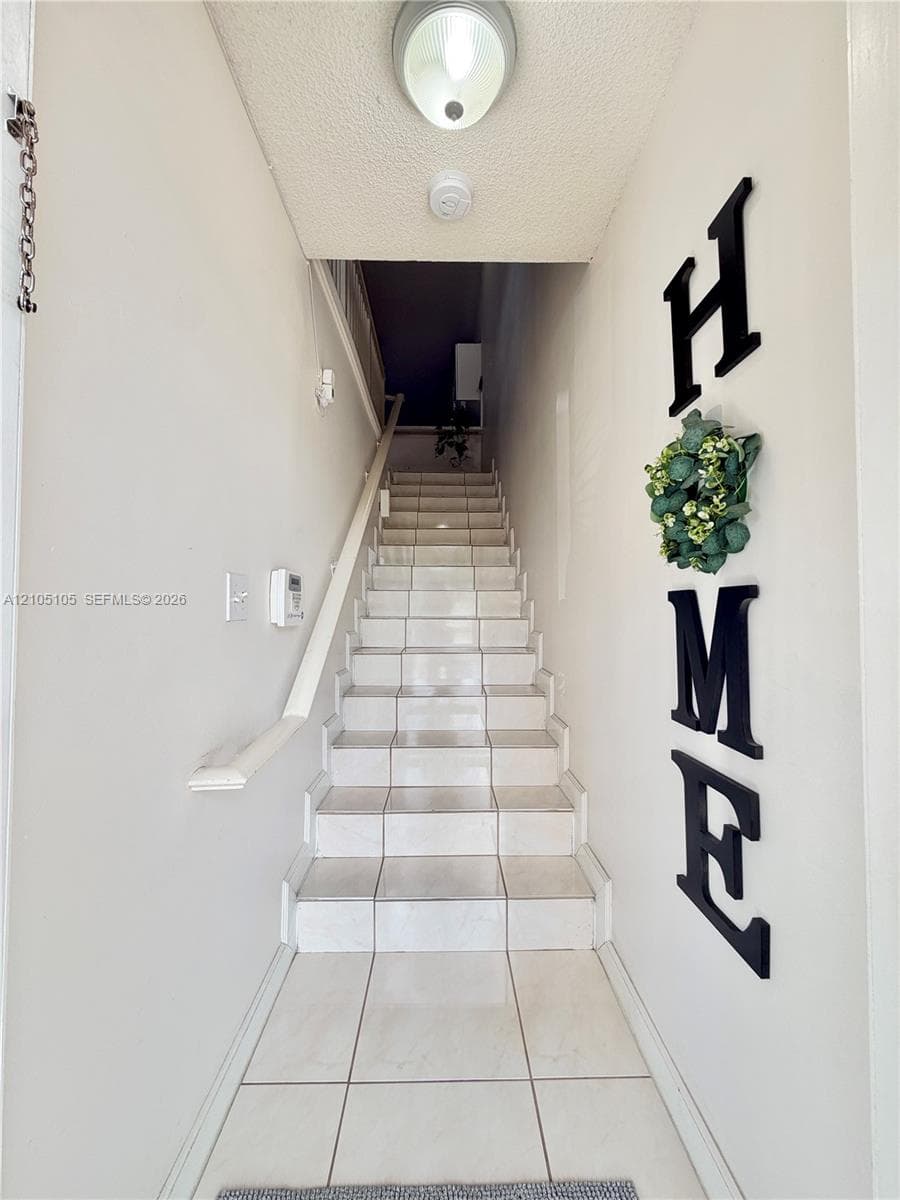 El Prado XIV Condo · #230 in Hialeah - Photo 3