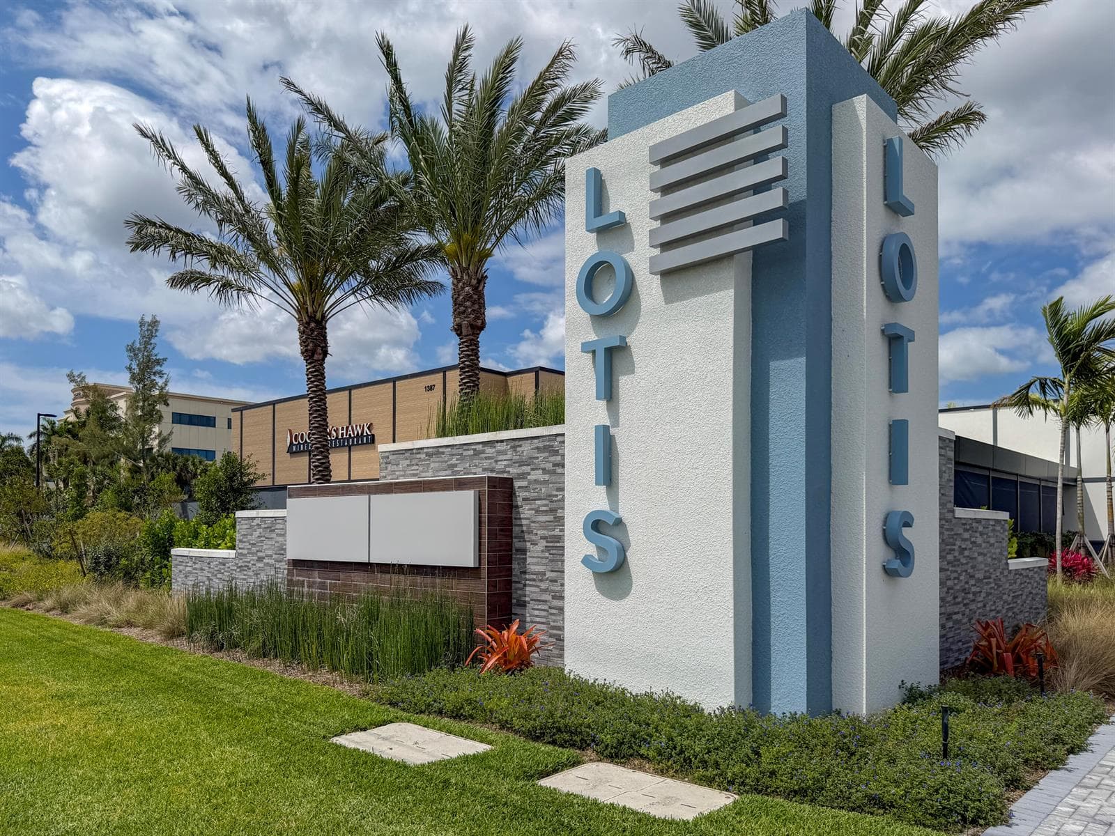 Lotis Commercial Buildings Images 047