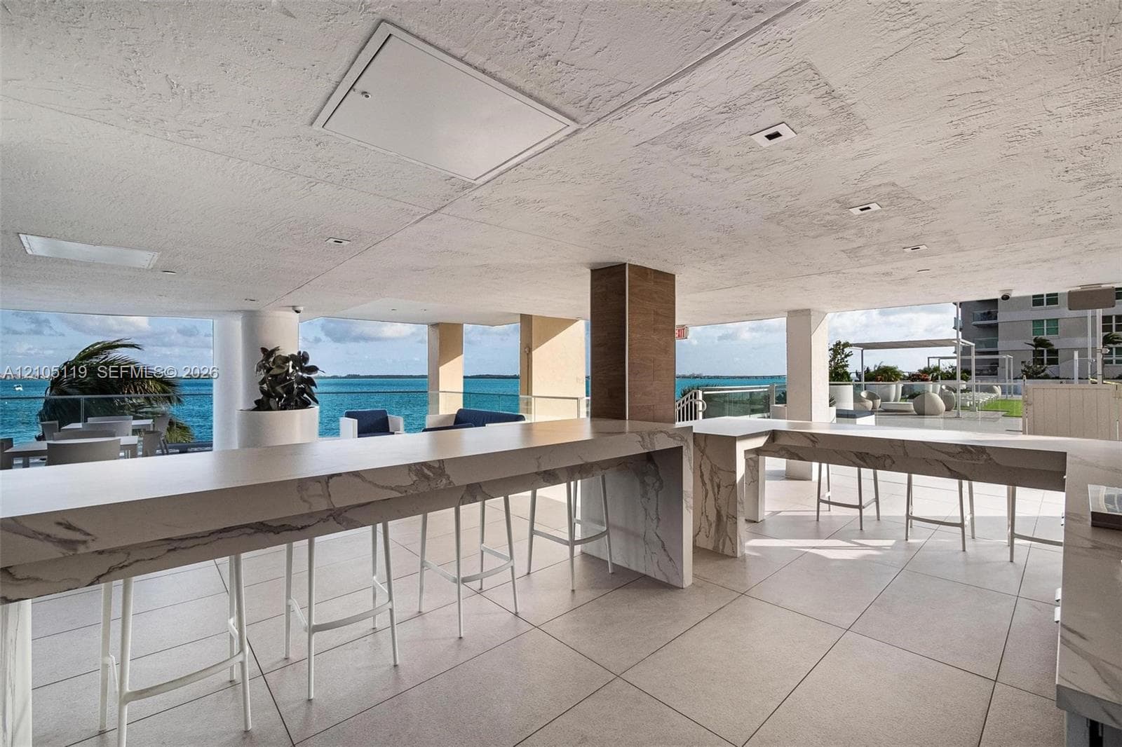 Isola · #1802 in Miami - Photo 35
