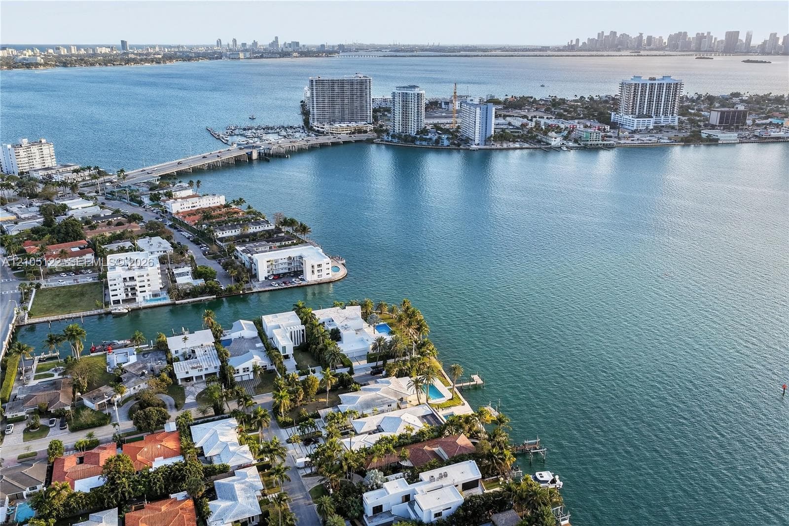 1101 S Shore Dr #1 photo 6