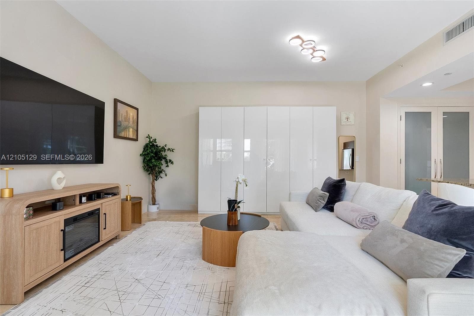 TURNBERRY VLG NO TOWER CO · #401 in Aventura - Photo 6