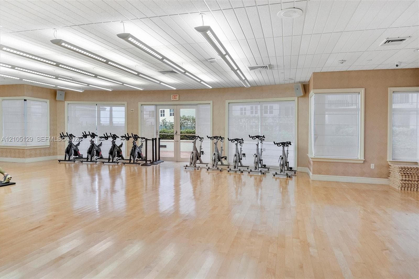 TURNBERRY VLG NO TOWER CO · #401 in Aventura - Photo 29