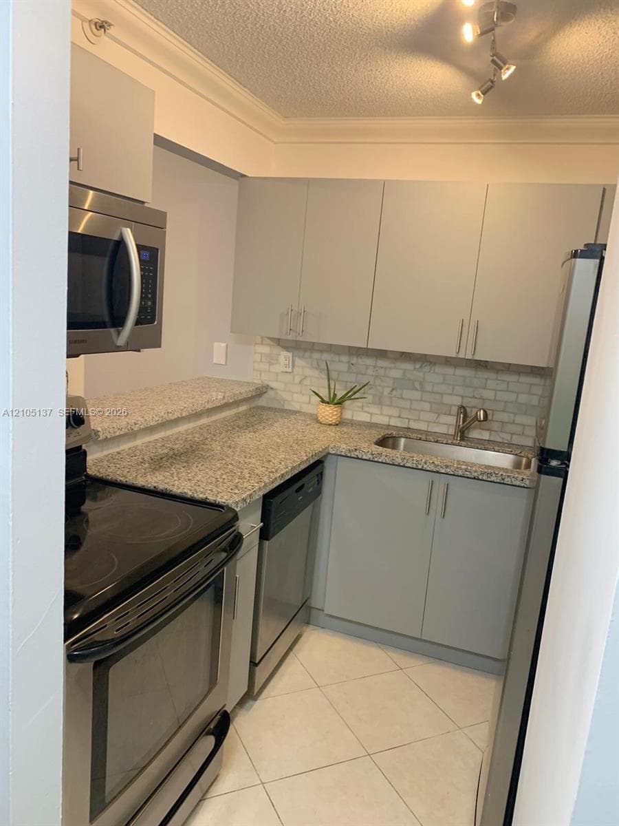 126 Sw 17th Road · #405 in Miami - Photo 8