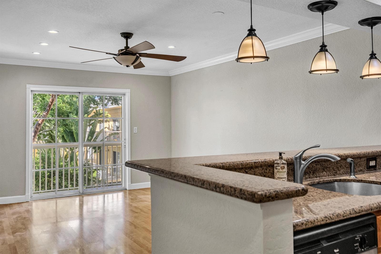 151 NE 16TH AVE #369-13
