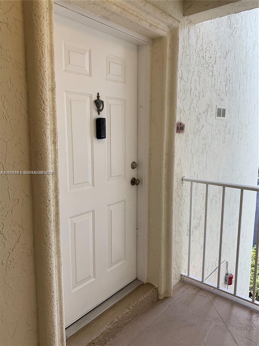 WISPERWOOD VILLAGE CONDO · #204B in Miami - Photo 2