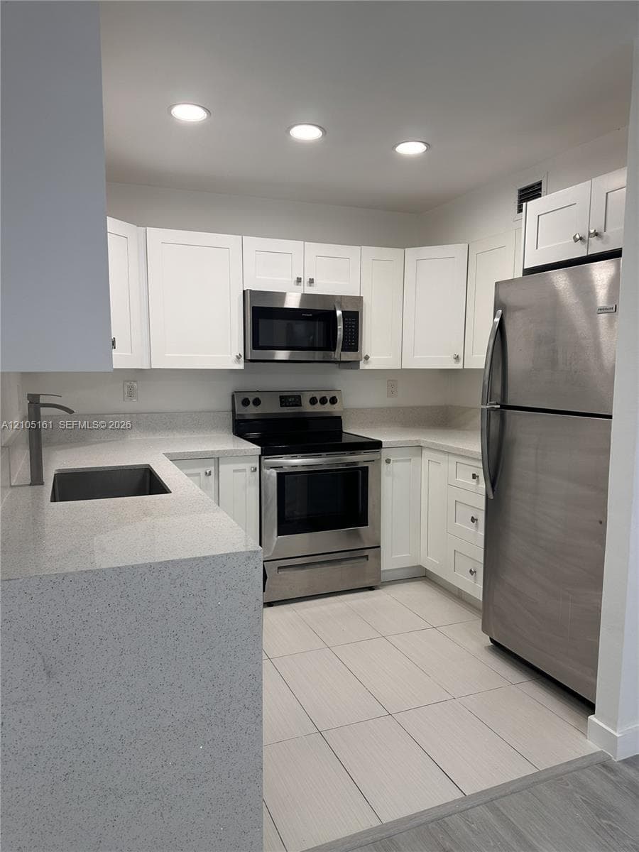 WISPERWOOD VILLAGE CONDO · #204B in Miami - Photo 6