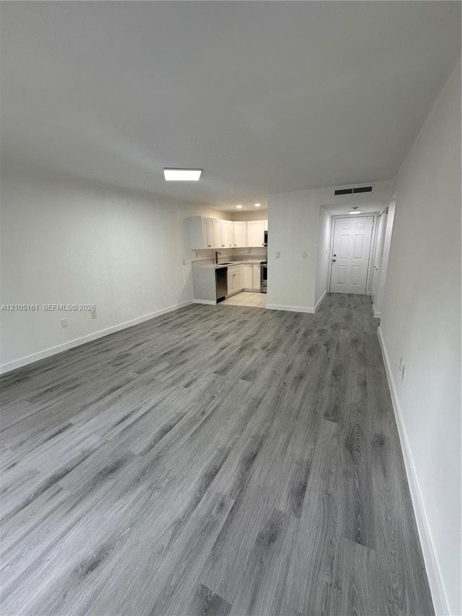 WISPERWOOD VILLAGE CONDO · #204B in Miami - Photo 9
