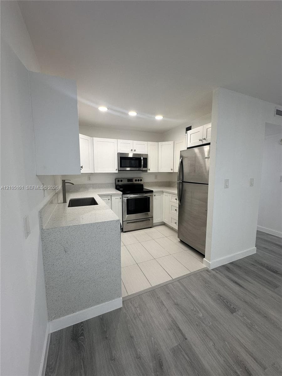 WISPERWOOD VILLAGE CONDO · #204B in Miami - Photo 8