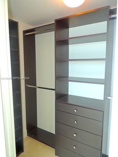 Peninsula II · #1505 in Aventura - Photo 26