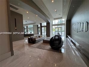 Peninsula II · #1505 in Aventura - Photo 28