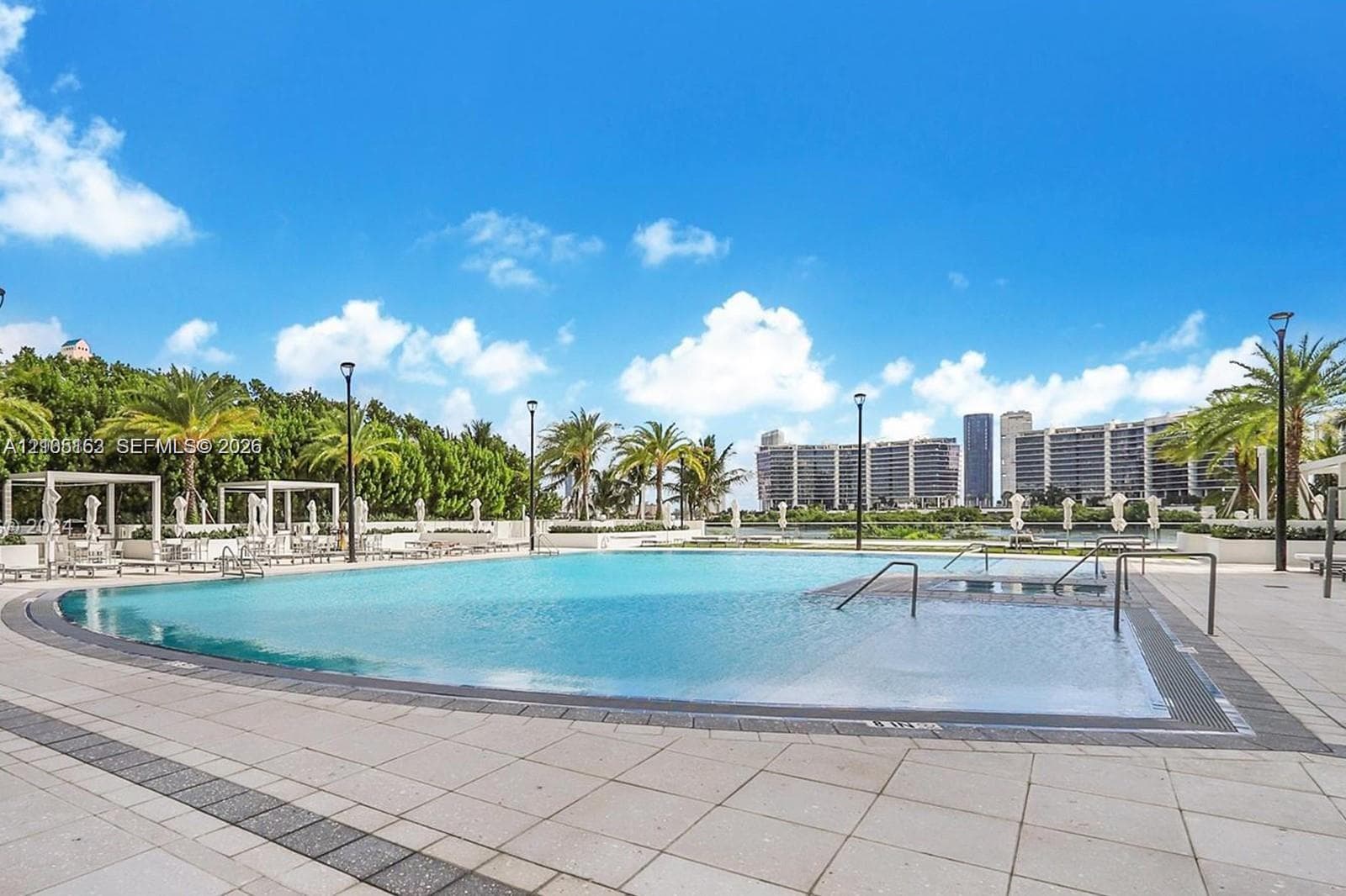 Peninsula II · #1505 in Aventura - Photo 31