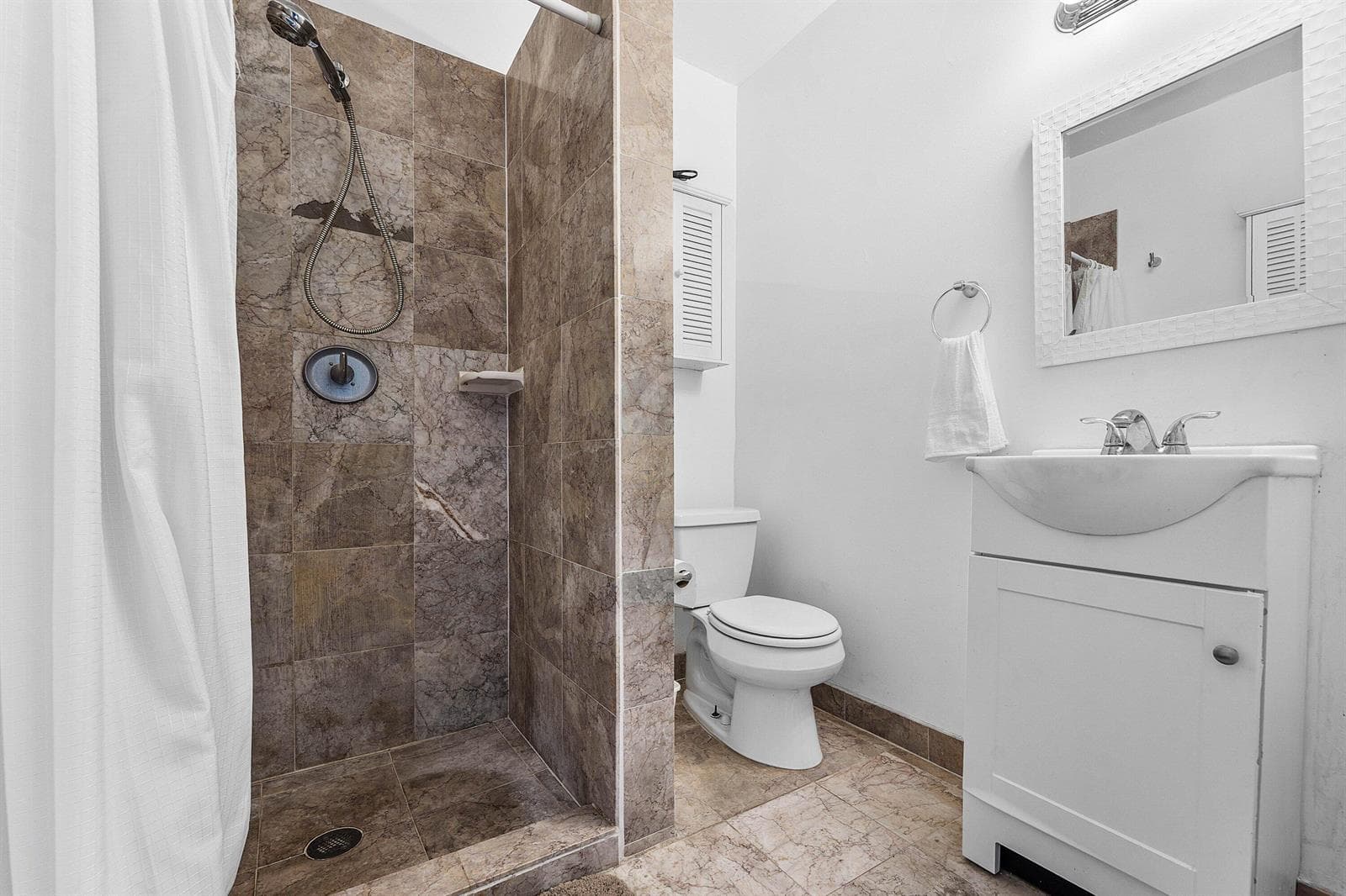 016-800Northeast6thStreet-FortLauderdale