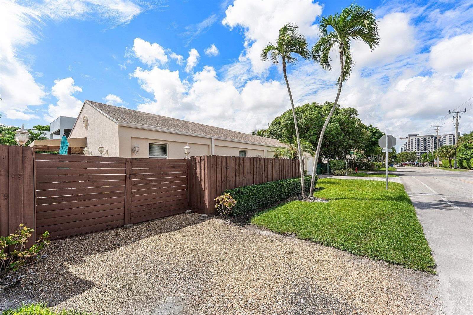 004-800Northeast6thStreet-FortLauderdale