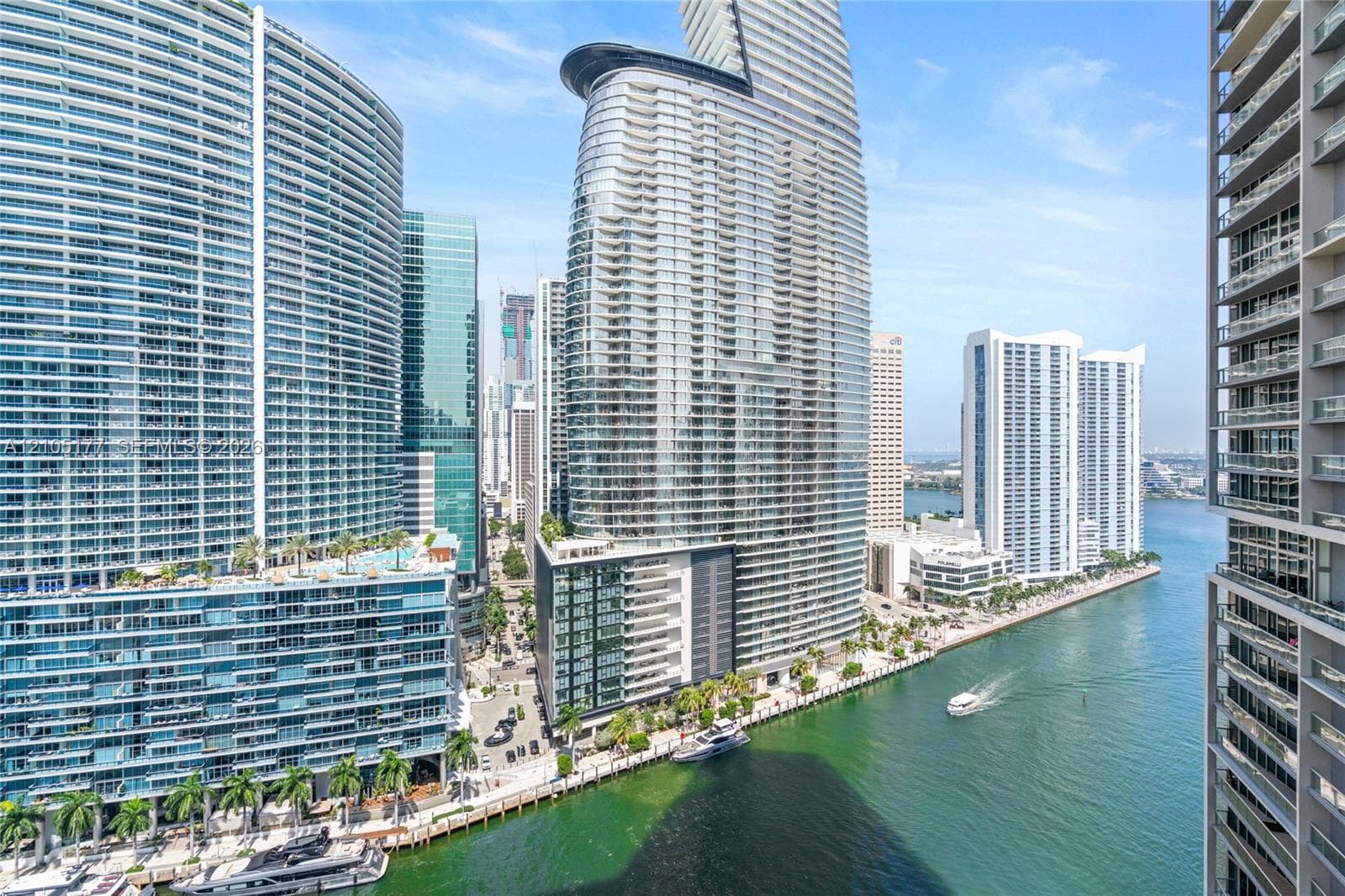 Icon Brickell I · #2414 in Miami - Photo 36