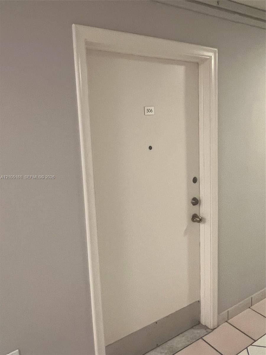Admiral Towers · #506 in Miami Beach - Photo 7