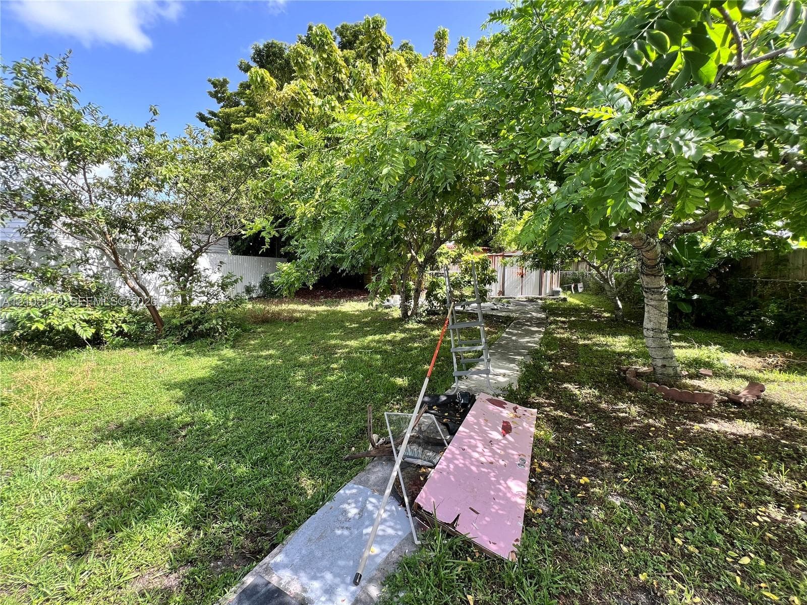11970 SW 4th Ter photo 18