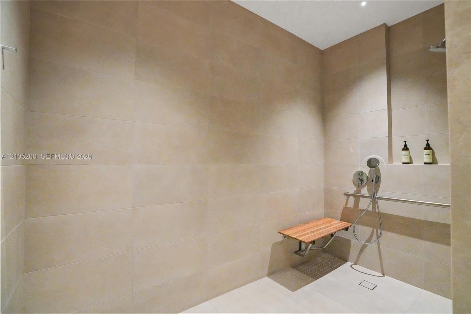 One Park Tower · #2807+Storage in North Miami - Photo 27
