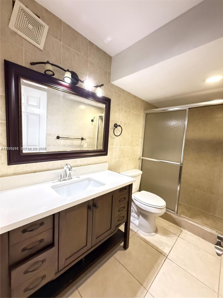 IMPERIAL TOWERS NORTH CON · #243 in Hallandale Beach - Photo 16