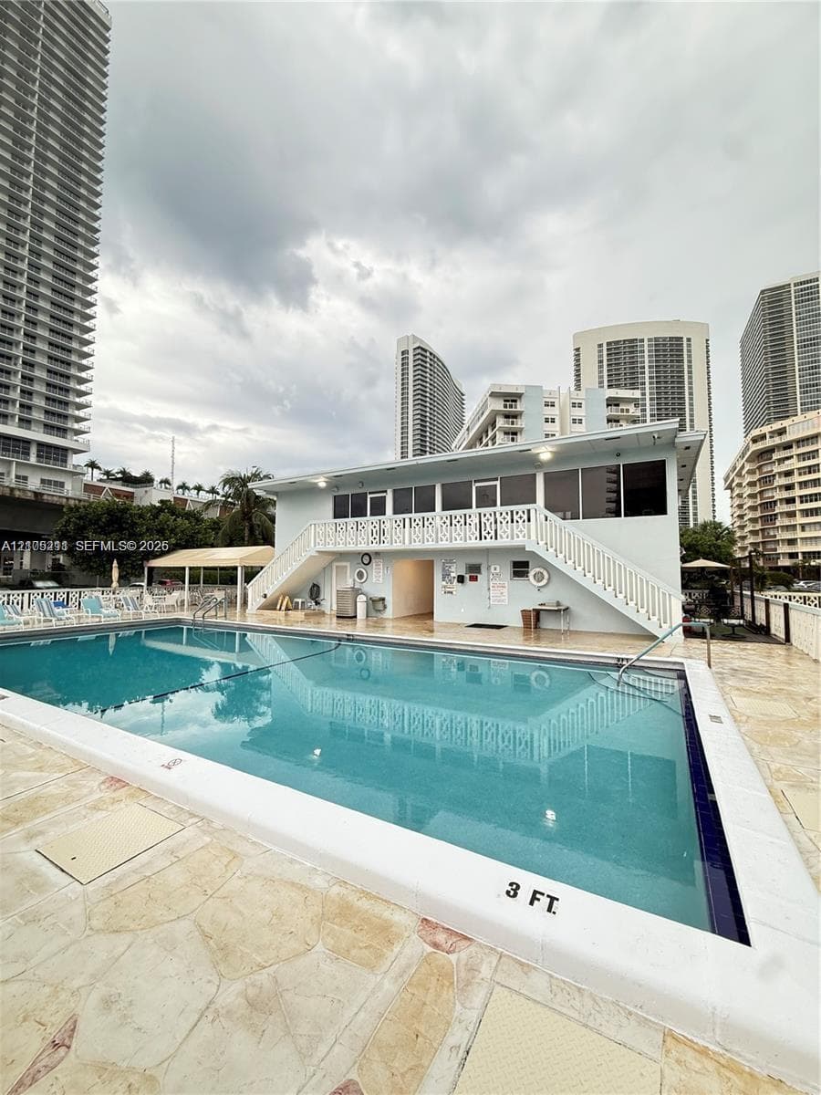 IMPERIAL TOWERS NORTH CON · #243 in Hallandale Beach - Photo 26
