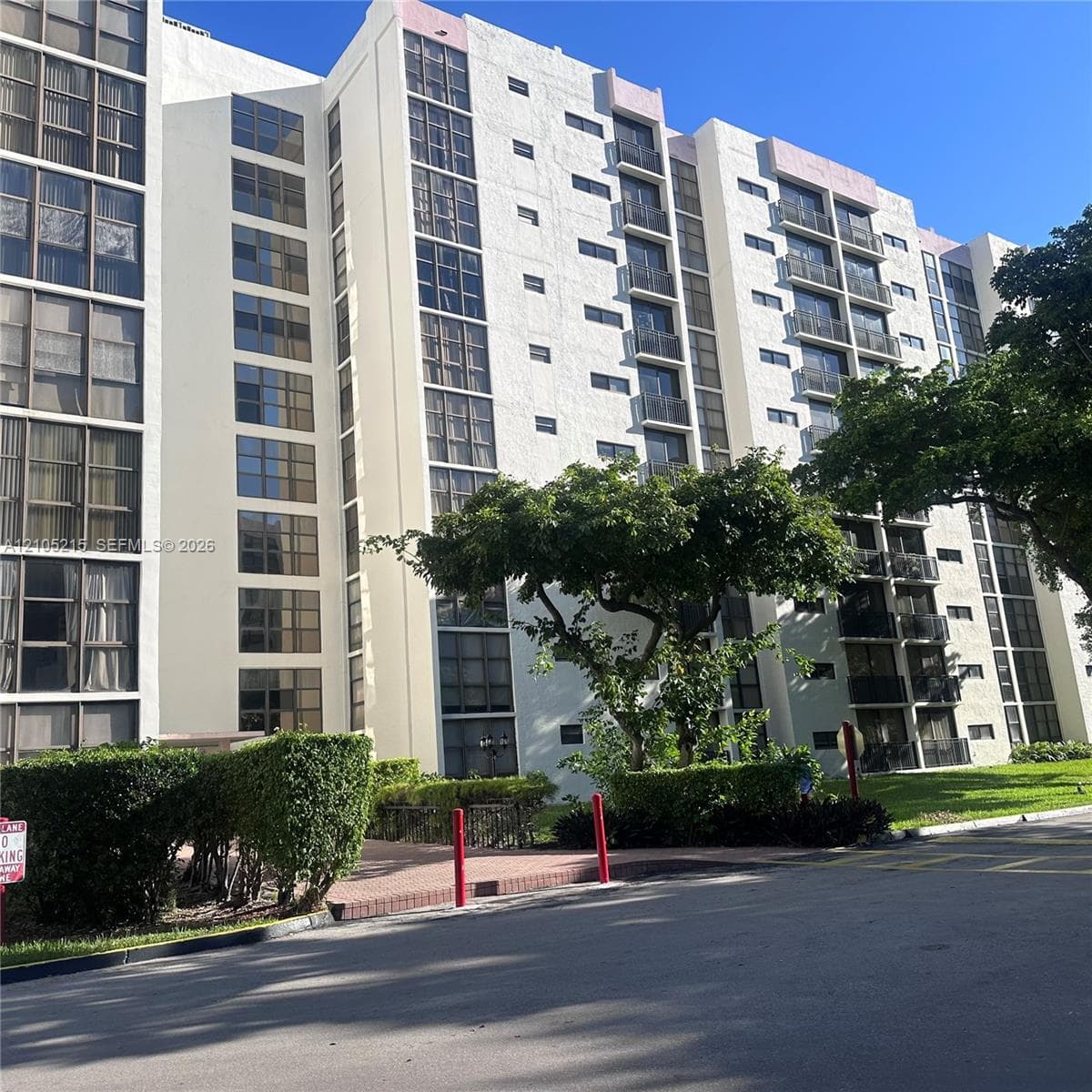 17021 N Bay Rd · #114 in Sunny Isles Beach - Photo 1