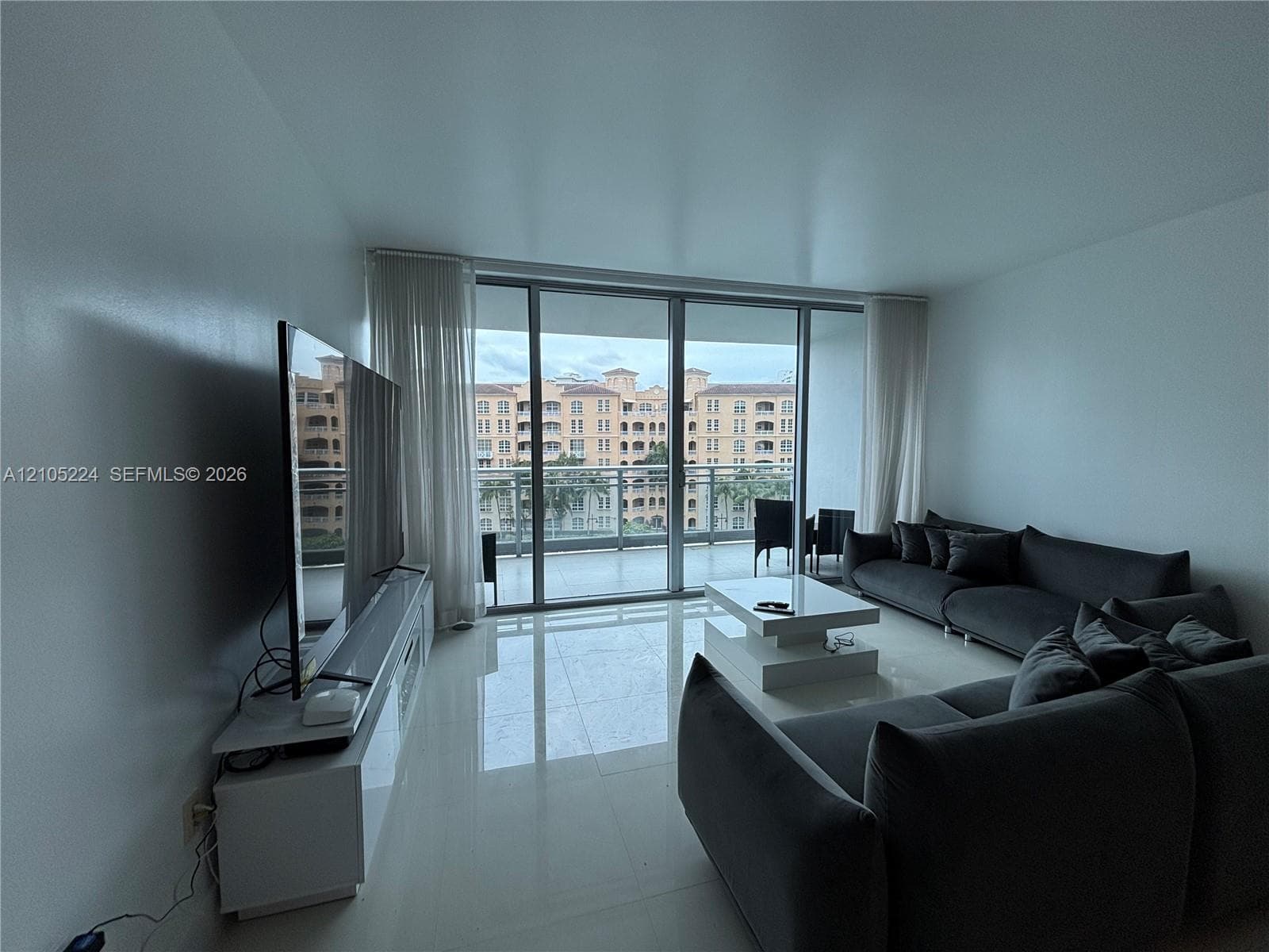 Artech · #430 in Aventura - Photo 7