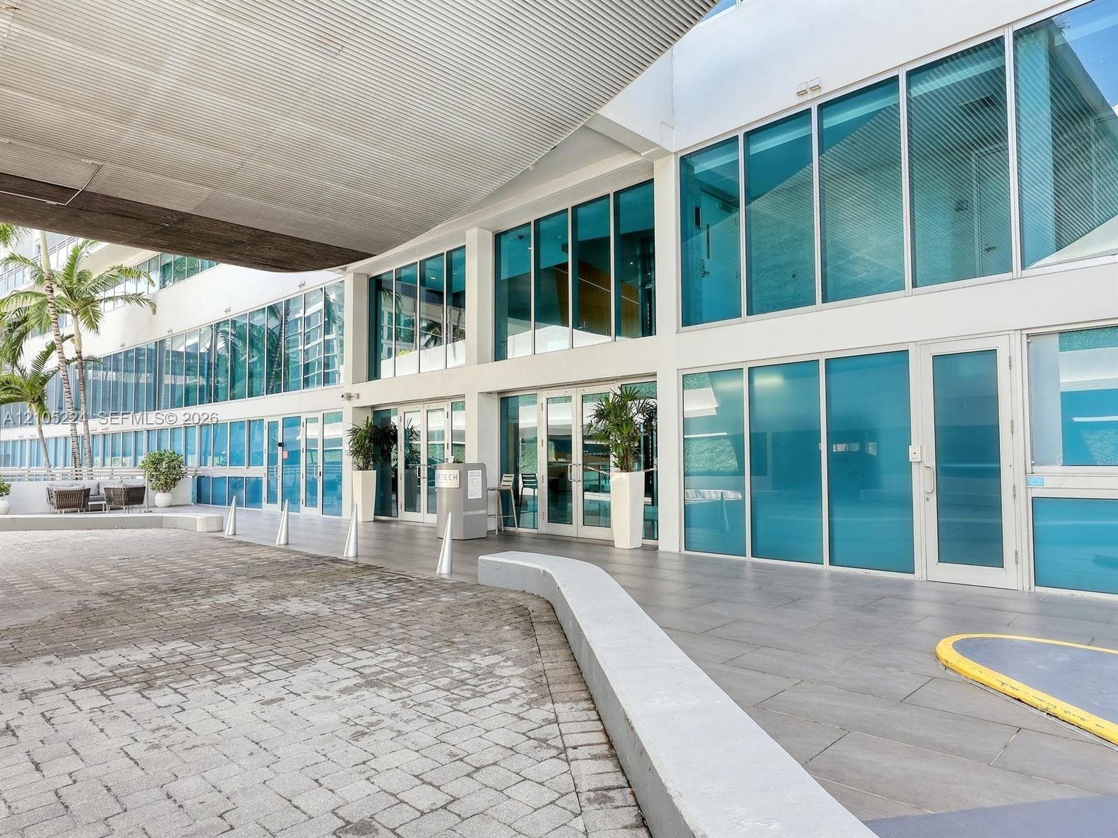 Artech · #430 in Aventura - Photo 32