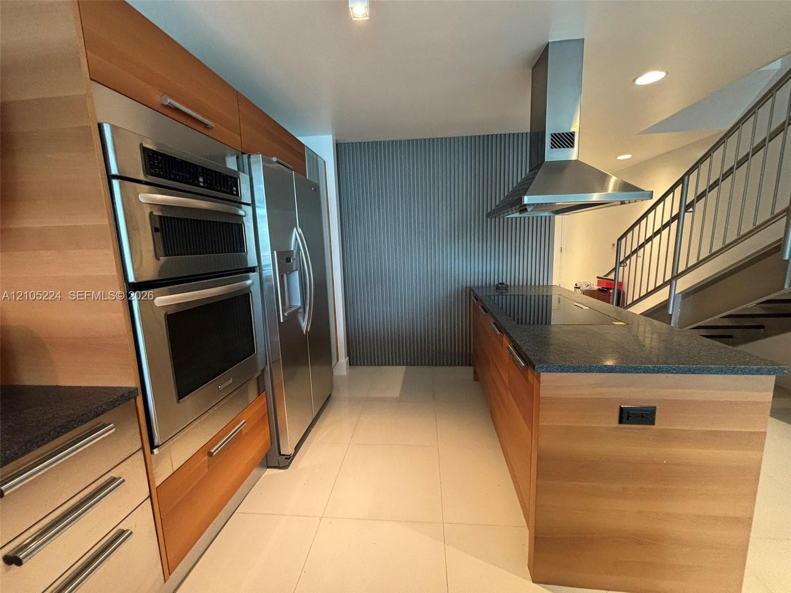 Artech · #430 in Aventura - Photo 4