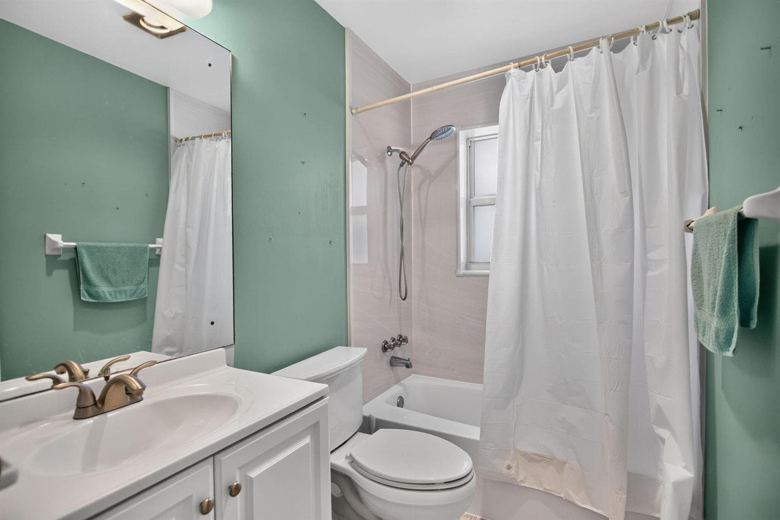 Owners Bathroom