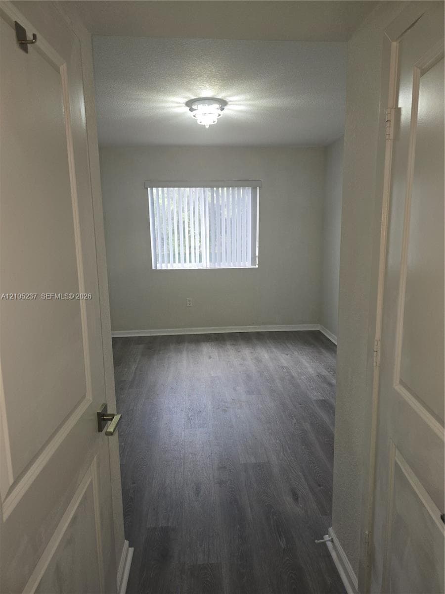1141 NW 208th Ter photo 23